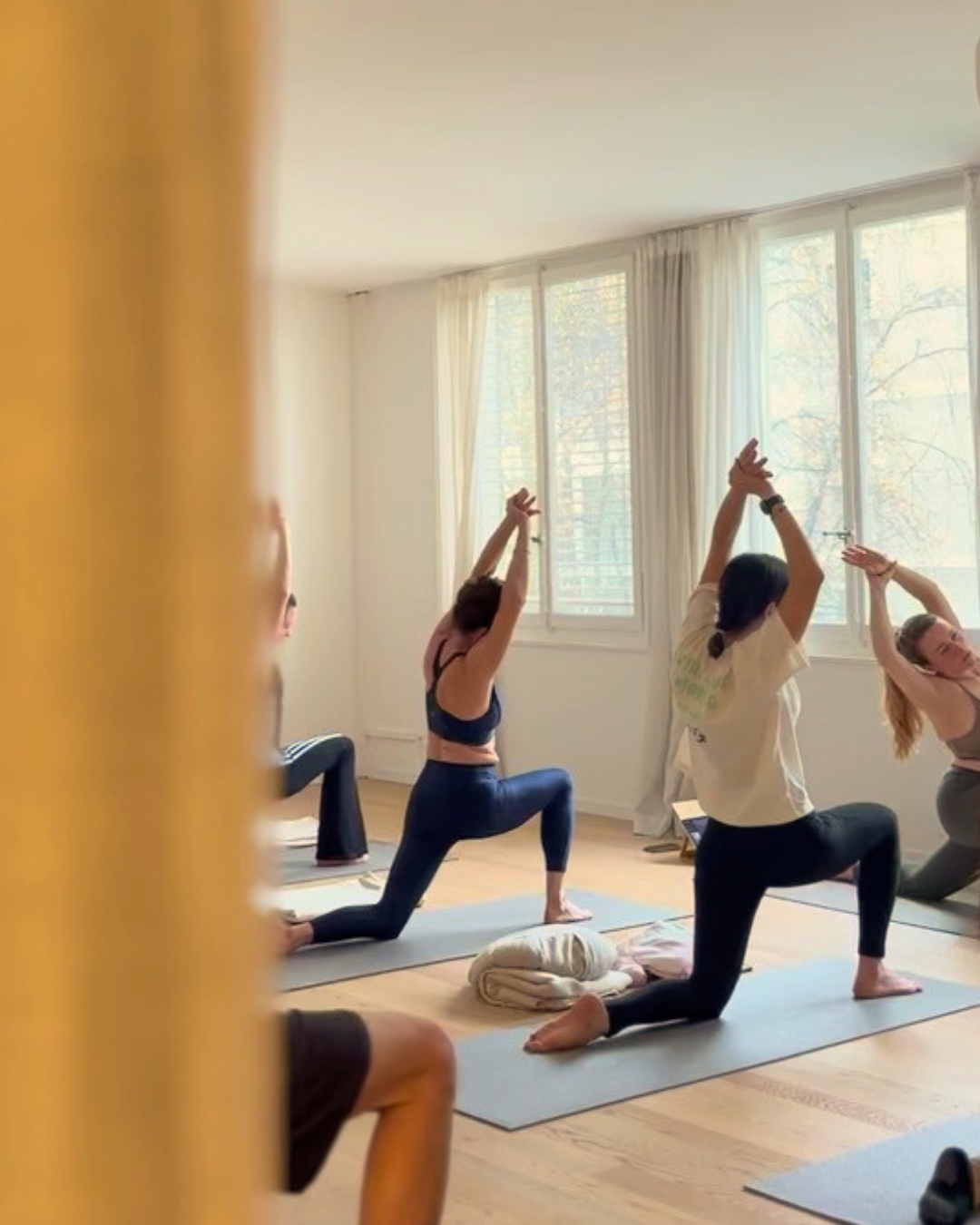 Longevity Days - Yoga & Blue Zone Cooking - past Souluna experience in Lausanne · Liquid Light Space